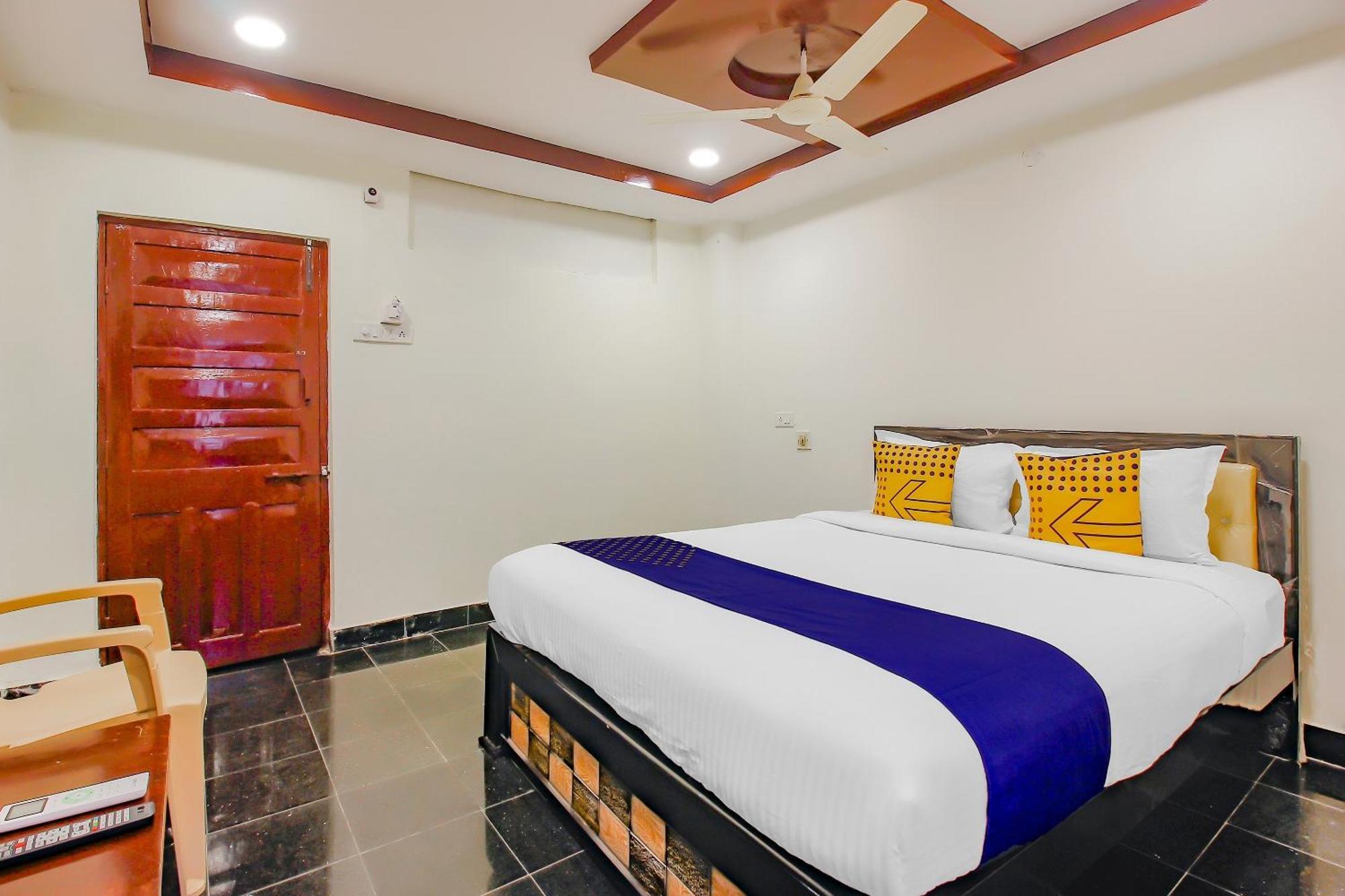 Spot On Hotel Grand Inn ورنجل المظهر الخارجي الصورة