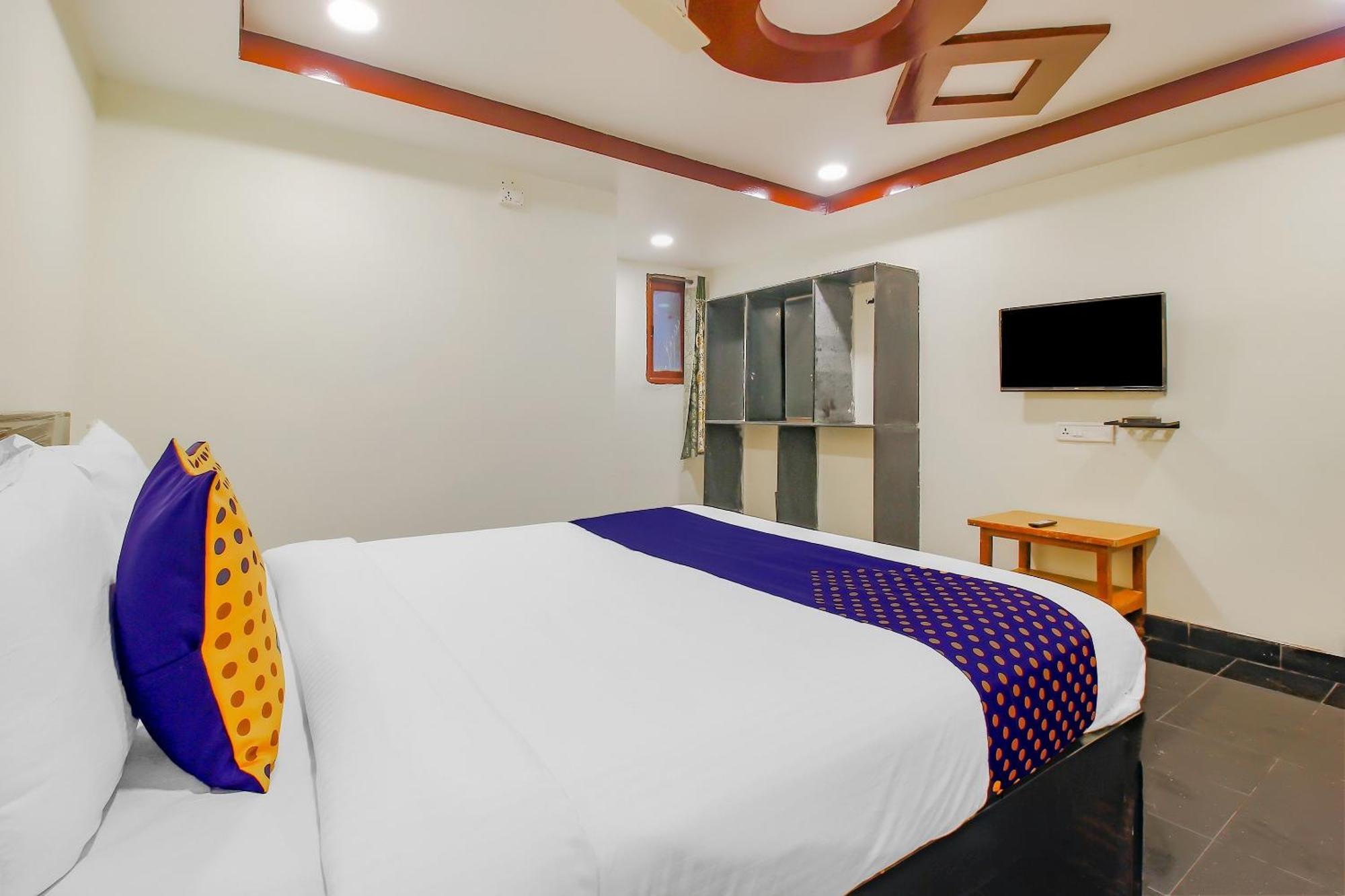 Spot On Hotel Grand Inn ورنجل المظهر الخارجي الصورة
