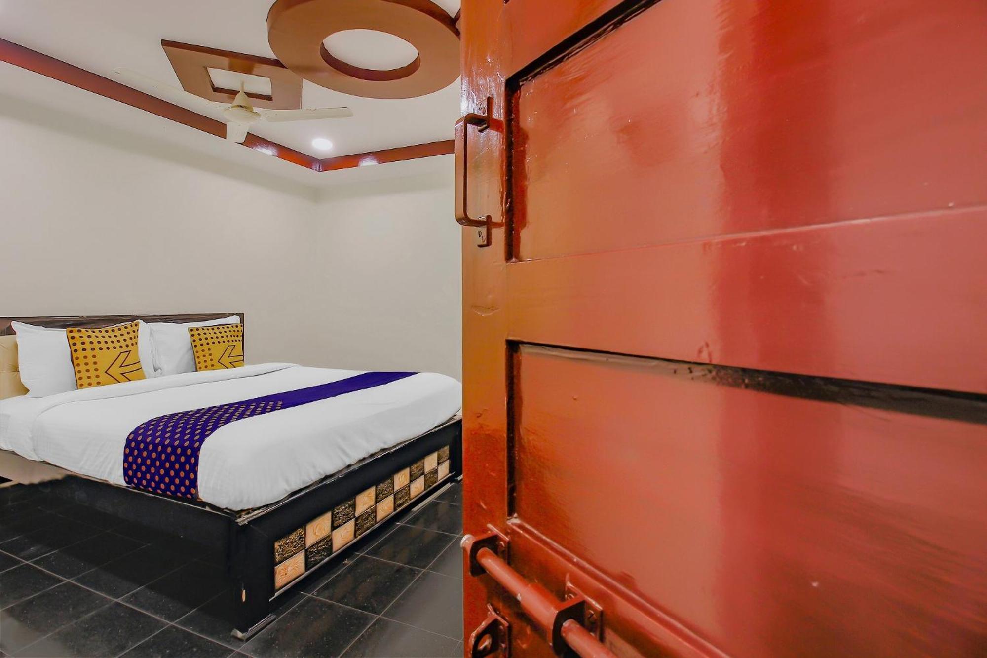 Spot On Hotel Grand Inn ورنجل المظهر الخارجي الصورة